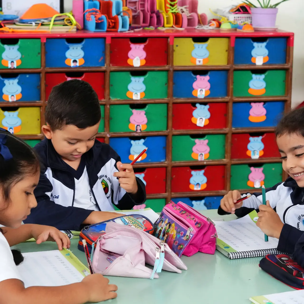 Unidad Educativa Fiscomisional Semillitas de Dios